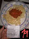 Pasta tallarín o fettuccine o fetuccinni o fetuchini