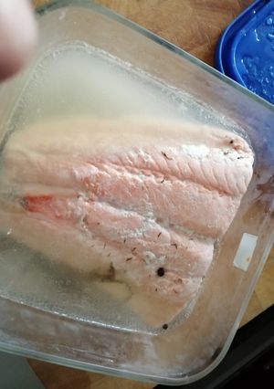 Una foto de Salmón pochado