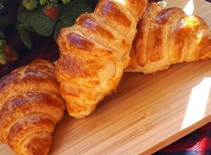 Croissant (igazi francia recept alapján) recept fotója