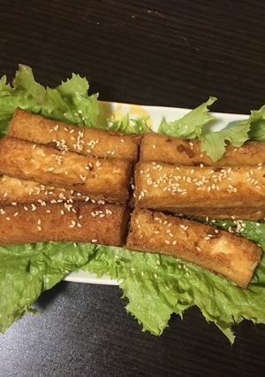 Hình của món Đậu phụ rim mắm.