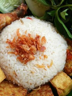 Foto resep Nasi liwet teri medan