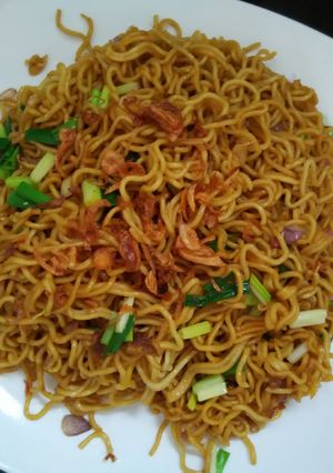 Foto resep Mie Goreng Simple (Home Made)