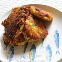A picture of Coconut and Chicken Patties.
