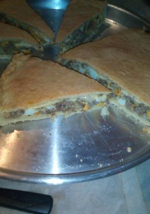 Una foto de Tarta de carne y choclo