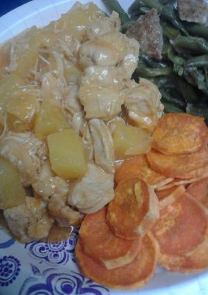 A picture of Drunken Pineapple Chicken.