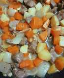 Thịt bò xào rau củ cực dễ 🥔🥕🥩