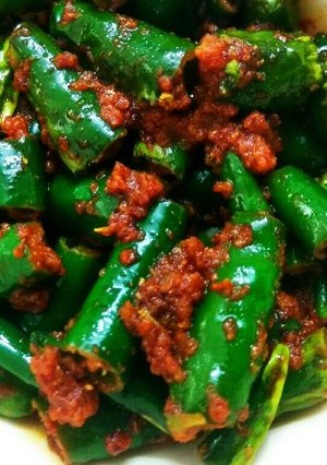 A picture of Choki green chilli.