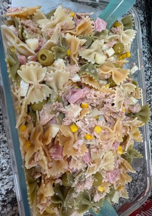 Una foto de Ensalada de pasta con vinagreta de miel y mostaza
