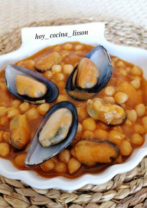 Foto principal de Garbanzos con mejillones