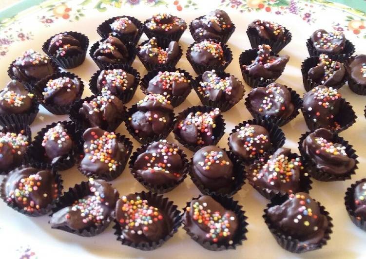 Bagaimana Membuat Cokis Chococrunch yang Bikin Ngiler