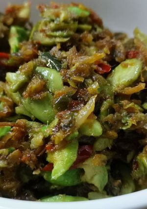 Gambar Sambal ikan bilis petai