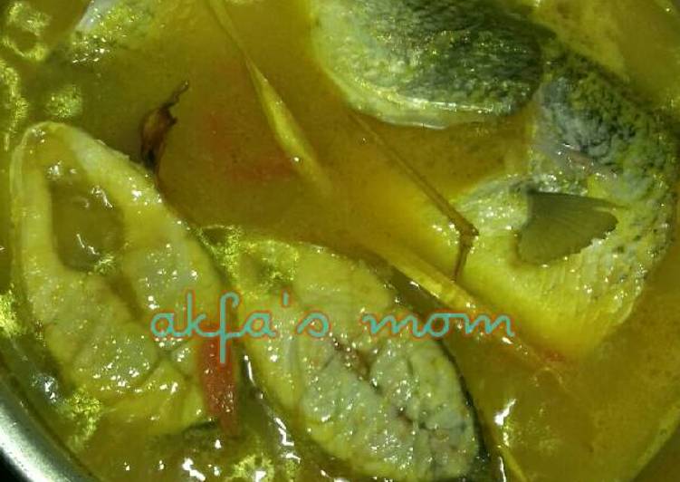 Ikan Cukil Kuah Kuning