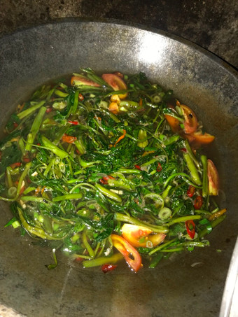 Resep Tumis kangkung saus tiram Anti Gagal