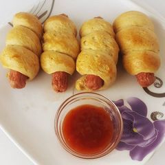 A picture of Hot dog roll.