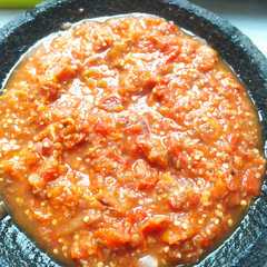 A picture of Sambel ayam bakar pedas.
