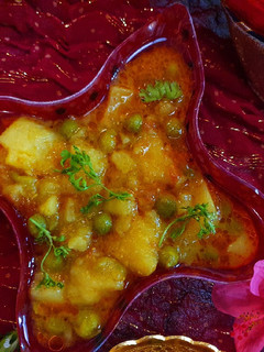 आलू टमाटर की सब्जी (aloo tamatar ki sabzi recipe in Hindi) रेसिपी मुख्य फोटो