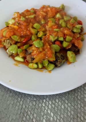 Foto resep Ikan goreng siram sambal pete