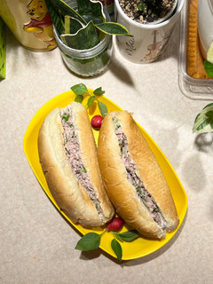 عکسی از دستور ساندویچ بلدرچین🥪 Quail sandwich