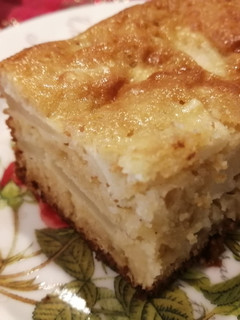 Una foto de Torta húmeda de manzanas Granny 🍏