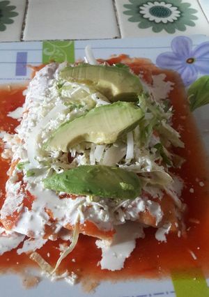 Una foto de Enchiladas rojas