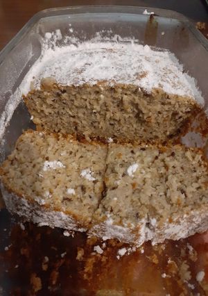 Una foto de Budín de banana, avena, coco, miel y sem de lino (súper fácil) 🥥🍌