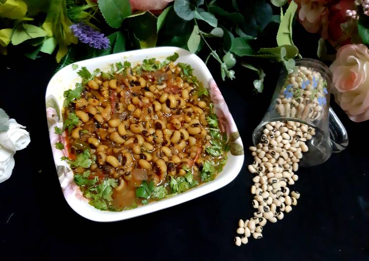 Recipe of Super Quick Homemade Sufaid Lobiya 😋😋😋