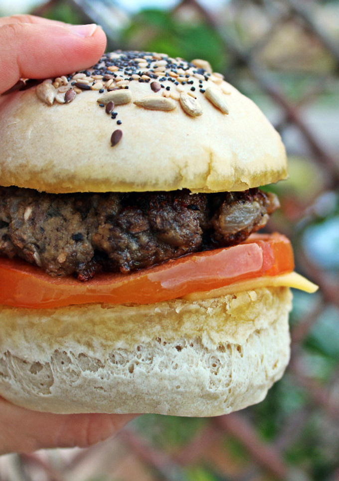 Una foto de Hamburguesa vegana de portobellos