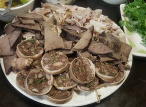 Hình của món Lòng dồi quê em.