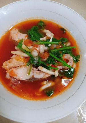 Hình của món Cá điêu hồng nấu ngót.
