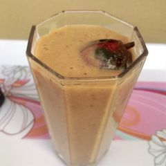 A picture of Zesty Strawberry Milk Shake/smoothie.