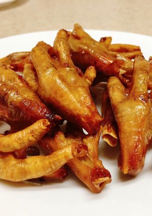 Hình của món Chân gà nướng mật ong bằng nồi Air Fryers nhâm nhi ngày cuối tuần.