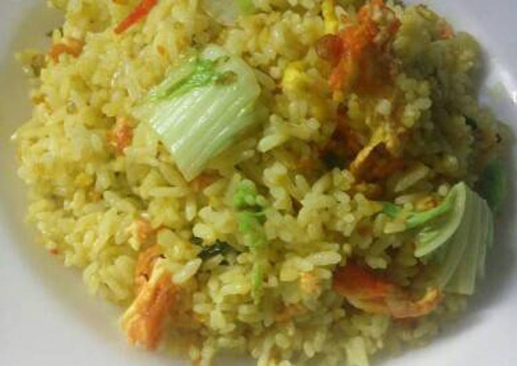 Nasi Goreng Kunyit Resep Nasi goreng kunyit  oleh Dian Al Rashyid Cookpad