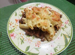 Una foto de Macarrones gratinado