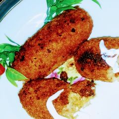 A picture of Potato chicken cutlets.