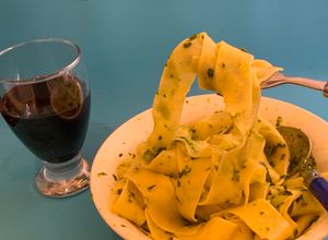 Una foto de Mi Pesto a la Genovesa, hecho con mortero de mármol