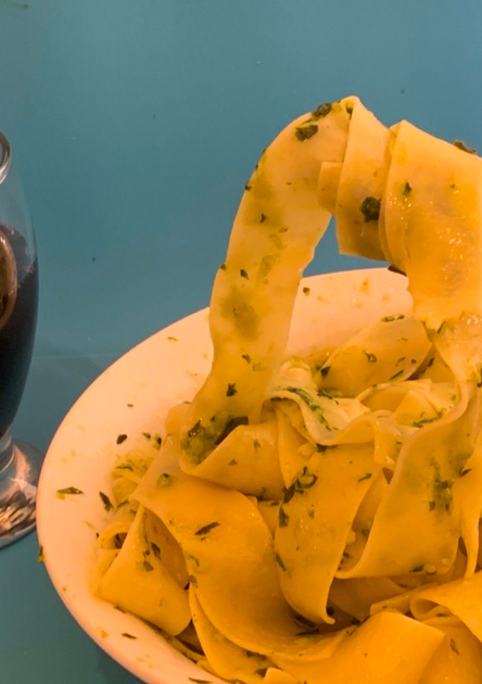 Una foto de Mi Pesto a la Genovesa, hecho con mortero de mármol