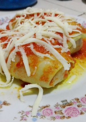 Una foto de Rollos de repollo rellenos con pollo y champiñones saludables.