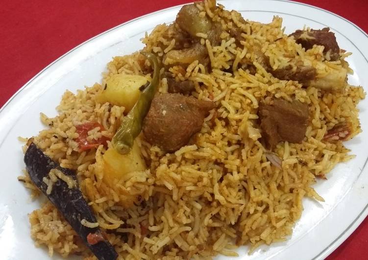 Recipe: Tasty Hyderabadi Mutton Tahari/Hyderabadi Mutton Pulao