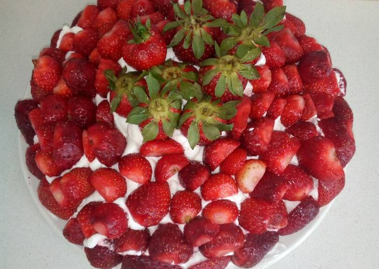 Torta panna e fragole 🍓