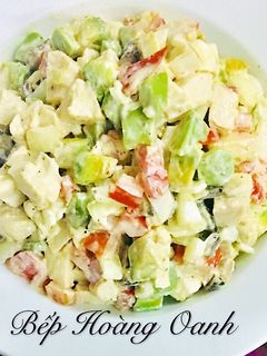Hình của món Salad Bơ Gà.