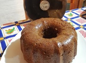 Una foto de Torta de chocolate en el savarín de 18 cm de Essen
