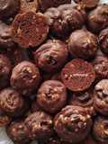 Chocolate Peanut Cookies