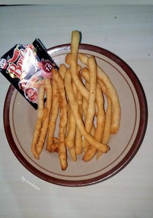 Foto resep Camilan 2 bahan (terigu+royco)