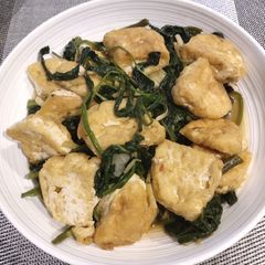 Sauteed Kangkong with Tofu A picture of Sauteed Kangkong with Tofu.