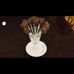A picture of Mint Chocolate Vanilla Cake Balls.
