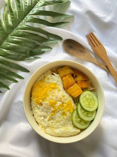 Foto resep Fried Rice Bowl aka Nasi Goreng Hongkong 😆