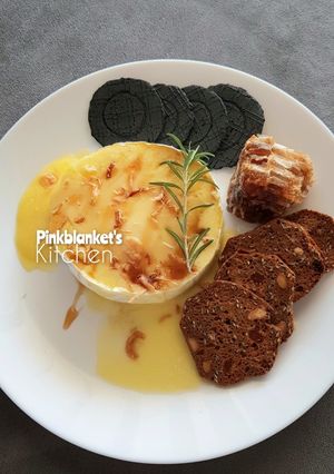 A picture of Easy Camembert.