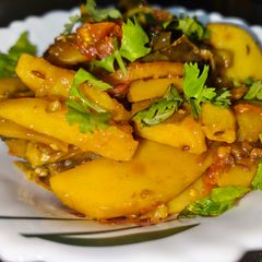🥔🍆 Aloo Baingan Ki Sukhi Bhujia | Easy & Tasty Homestyle Recipe A picture of 🥔🍆 Aloo Baingan Ki Sukhi Bhujia | Easy & Tasty Homestyle Recipe.