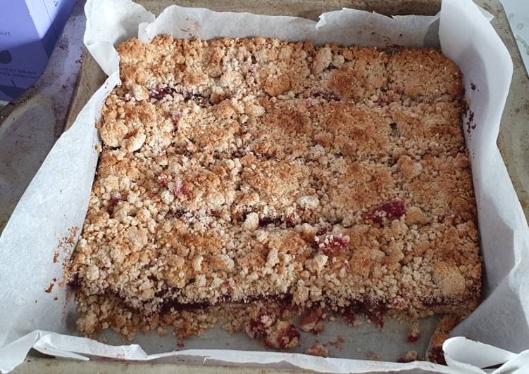 Recipe of Super Quick Homemade Raspberry Oatmeal Bars