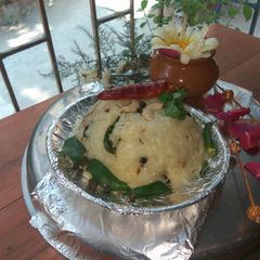 A picture of Ghee Pongal or Venn Pongal.